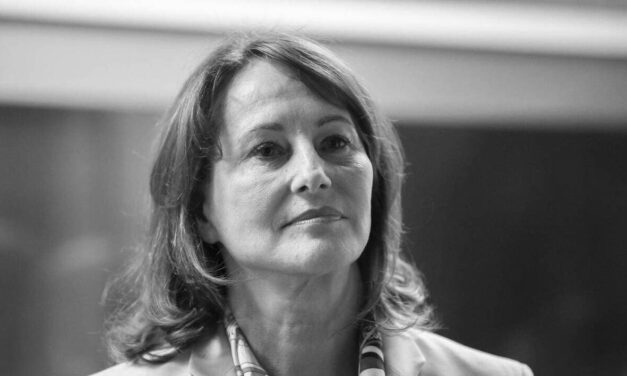 Ségolène Royal : un parcours politique hors norme et une retraite à la hauteur